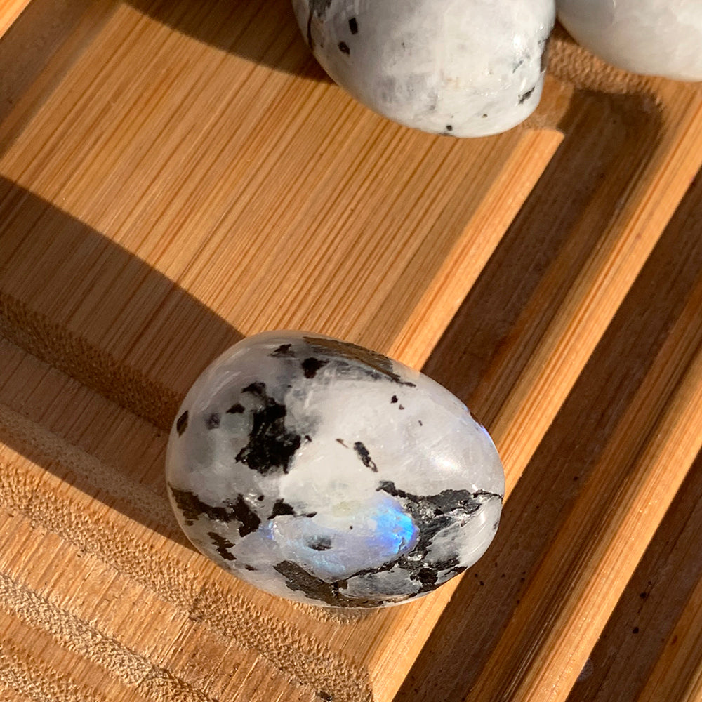 Tumbled Stone: Moonstone (250 Gram Lot - 0.55lb)