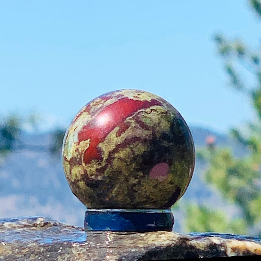 Dragonās Blood Jasper Mini-Sphere - sphere
