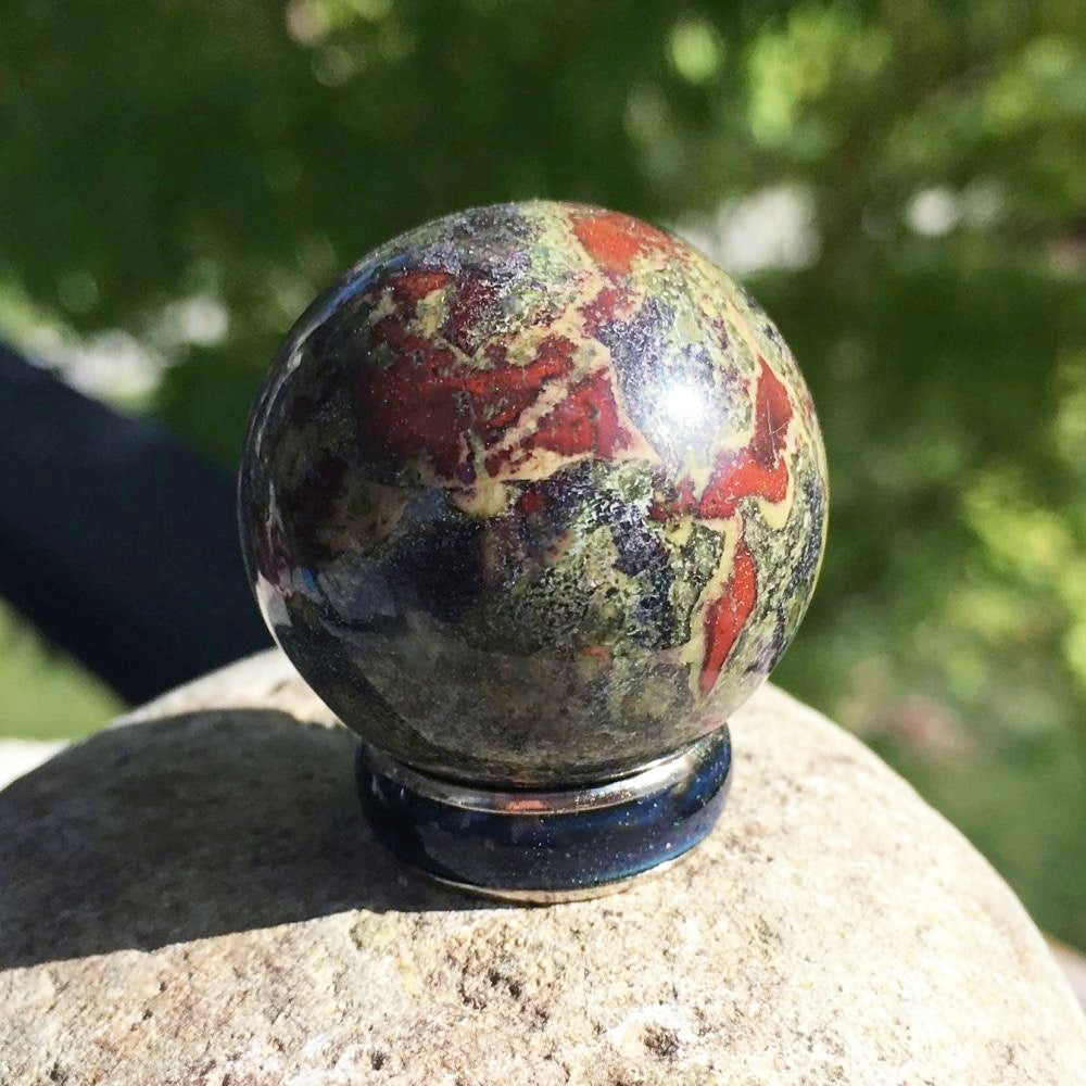 Dragonās Blood Jasper Sphere - Mini - sphere