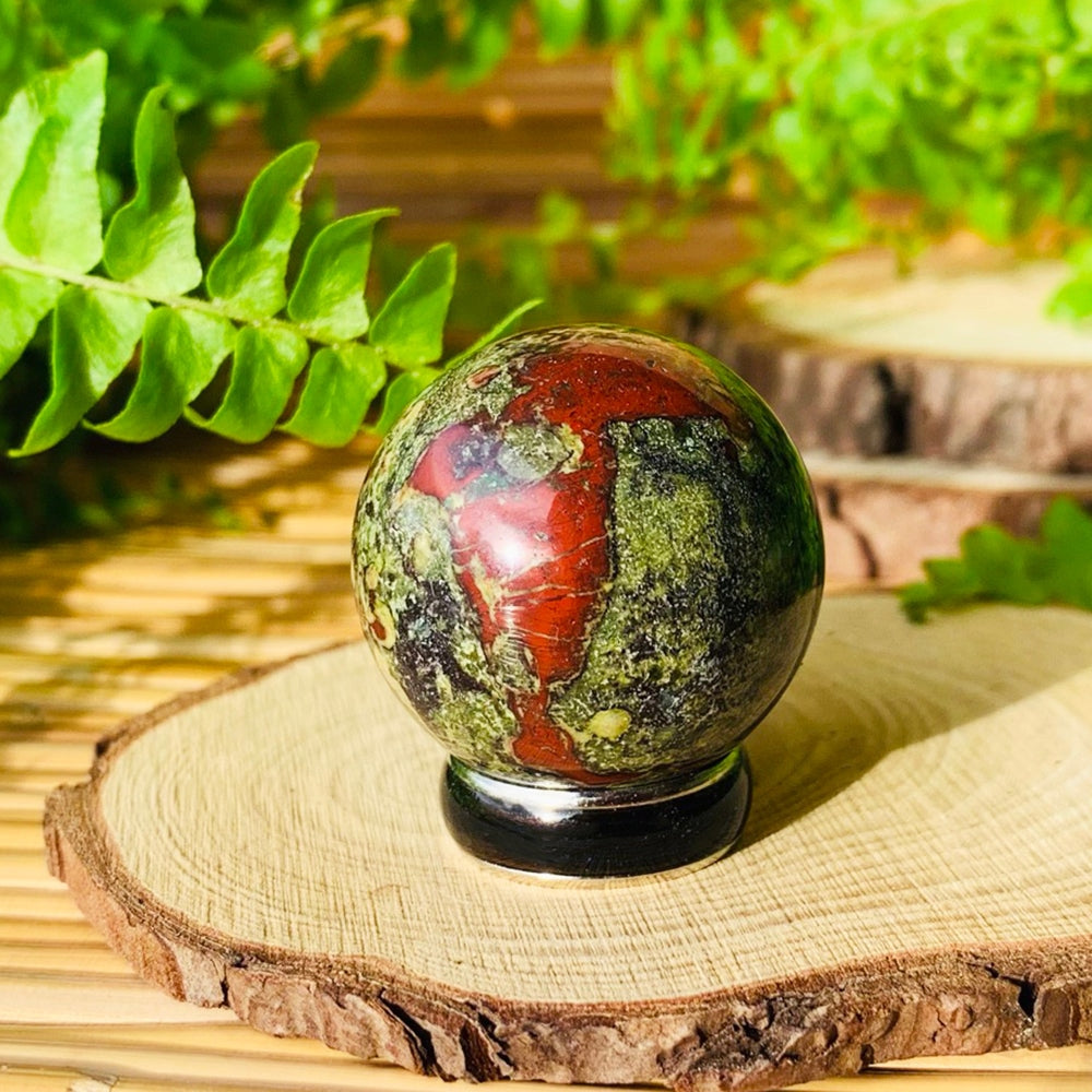 Dragonās Blood Jasper Mini-Sphere - sphere