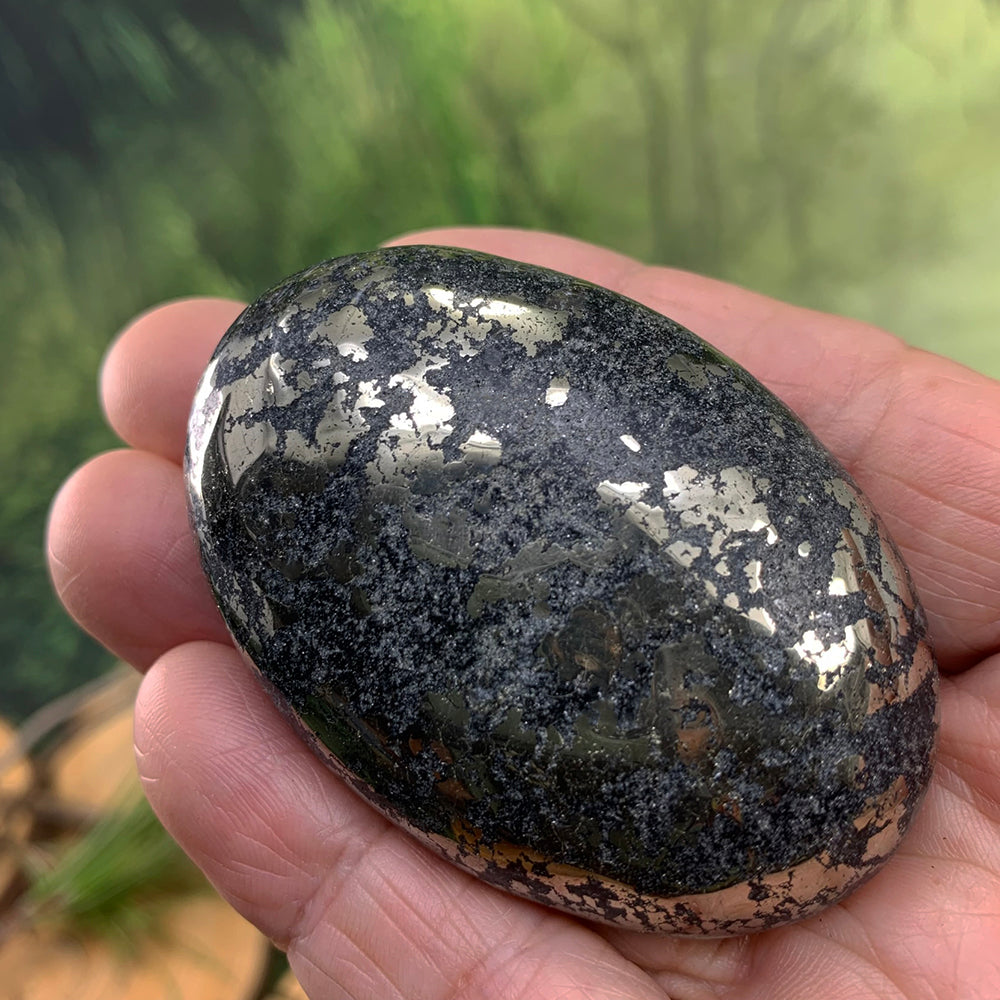Palmstone: Pyrite