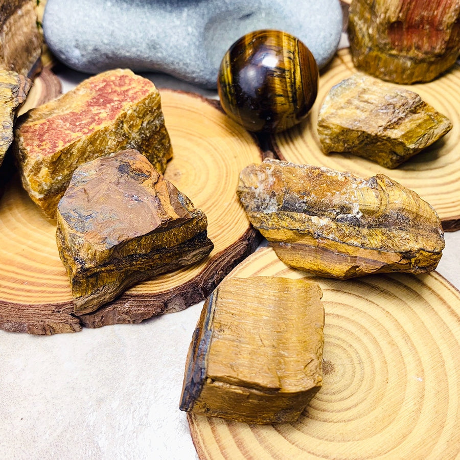 Working On Tigerās Eye Rough Stone - rawstone