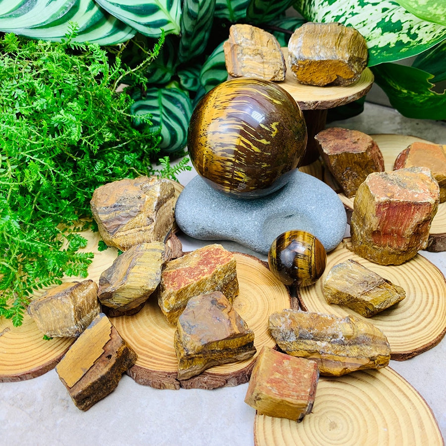 Working On Tigerās Eye Rough Stone - rawstone