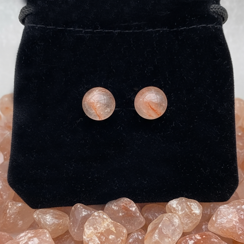 Round Stud Earrings: Fire Quartz