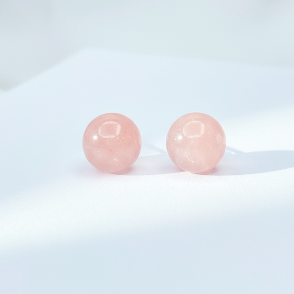 Round Stud Earrings: Rose Quartz
