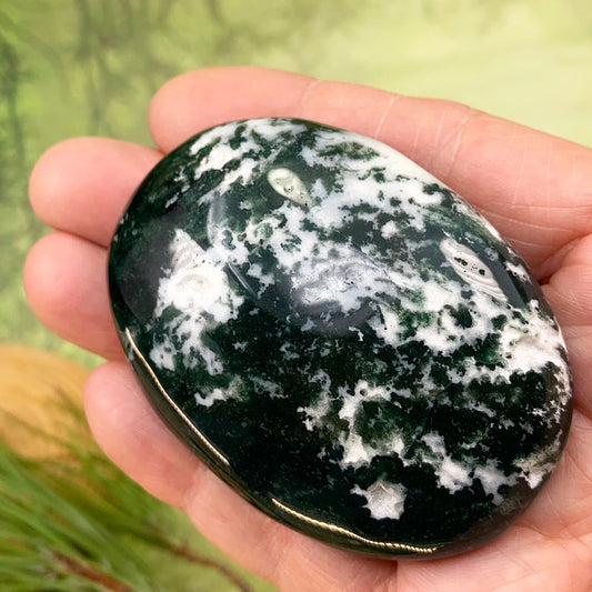 Palmstone: Green Moss Agate