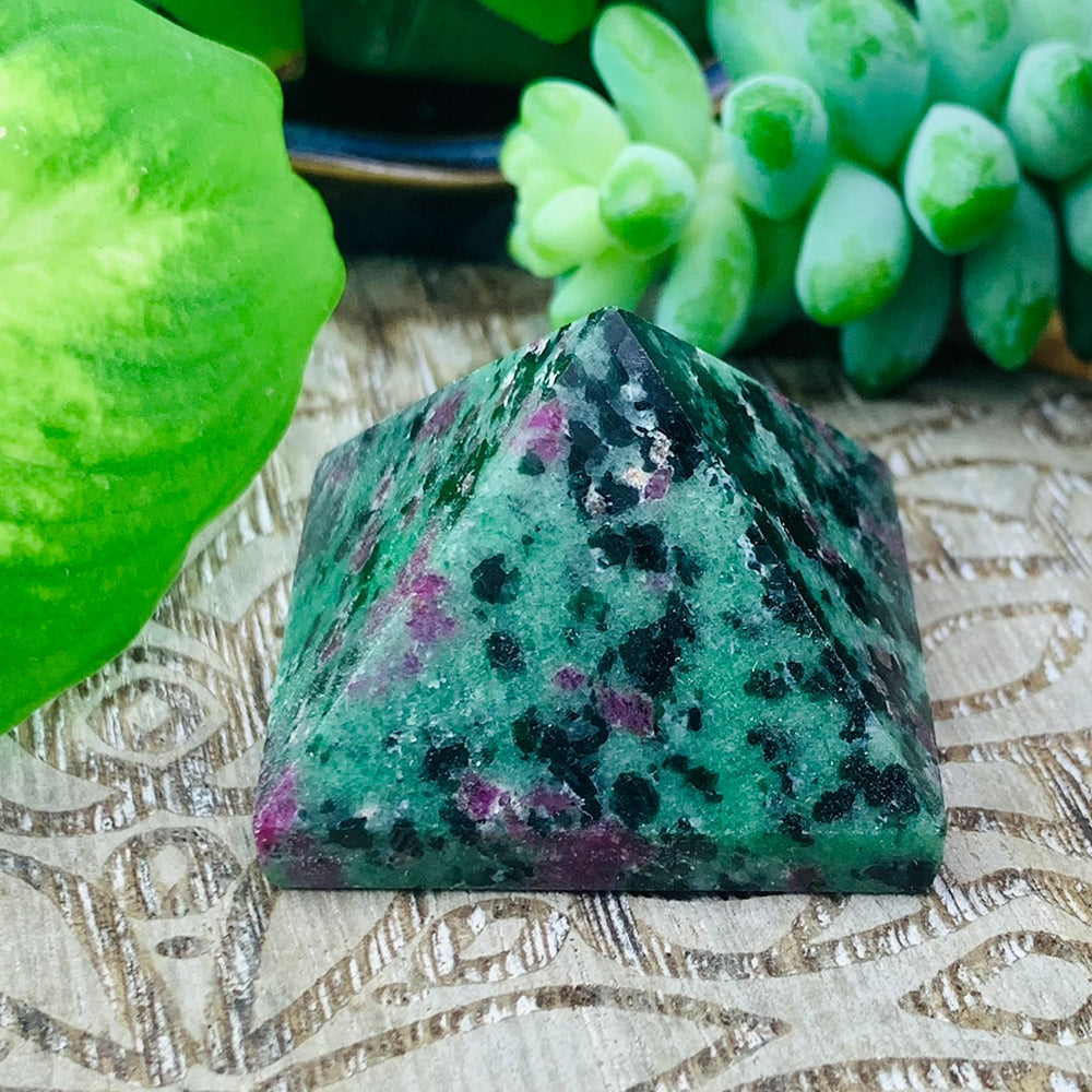 Small Pyramid: Ruby in Zoisite – Wholesale Crystal Club