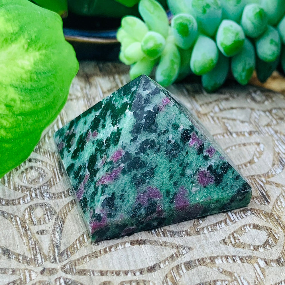 Small Pyramid: Ruby in Zoisite – Wholesale Crystal Club